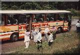 Mit einen Bus fuhren alle hin - Eine Pause muss sein -